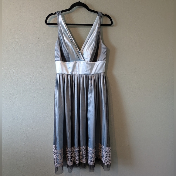 Morgan & Co. Dresses & Skirts - Morgan & Co. Y2K Floral Beaded Midi Dress Size 9/10